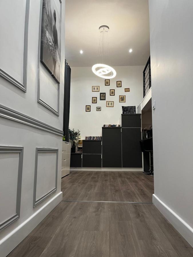 Apartment Romantique Cours Lieutaud